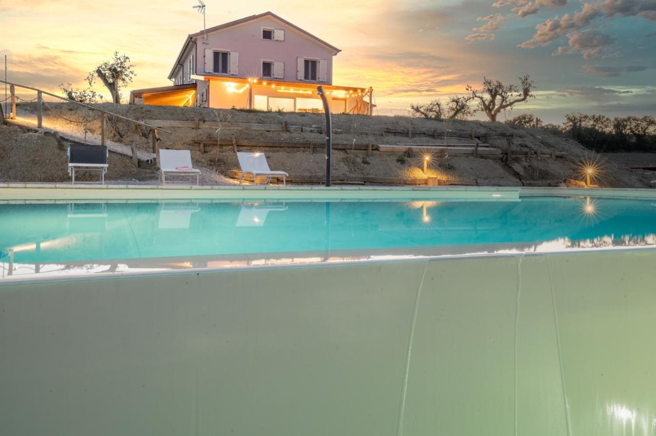 Apartamento Casal Del Sole - La Ginestra Montefelcino Exterior foto