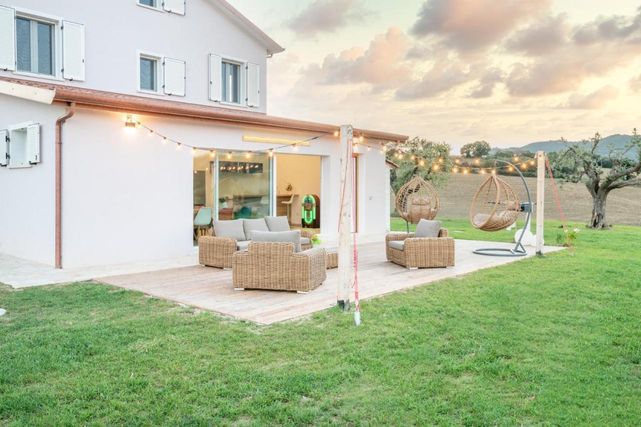 Apartamento Casal Del Sole - La Ginestra Montefelcino Exterior foto